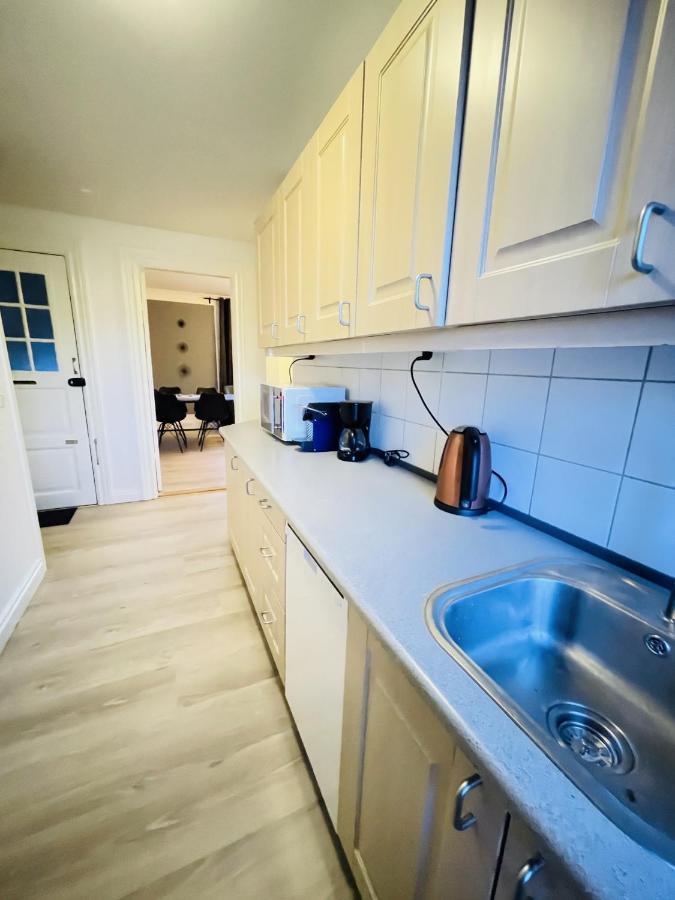 Aday - Modern 2 Bedroom Charming Central Apartment With Public Parking Aalbor Kültér fotó