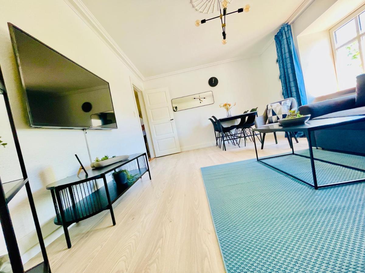 Aday - Modern 2 Bedroom Charming Central Apartment With Public Parking Aalbor Kültér fotó