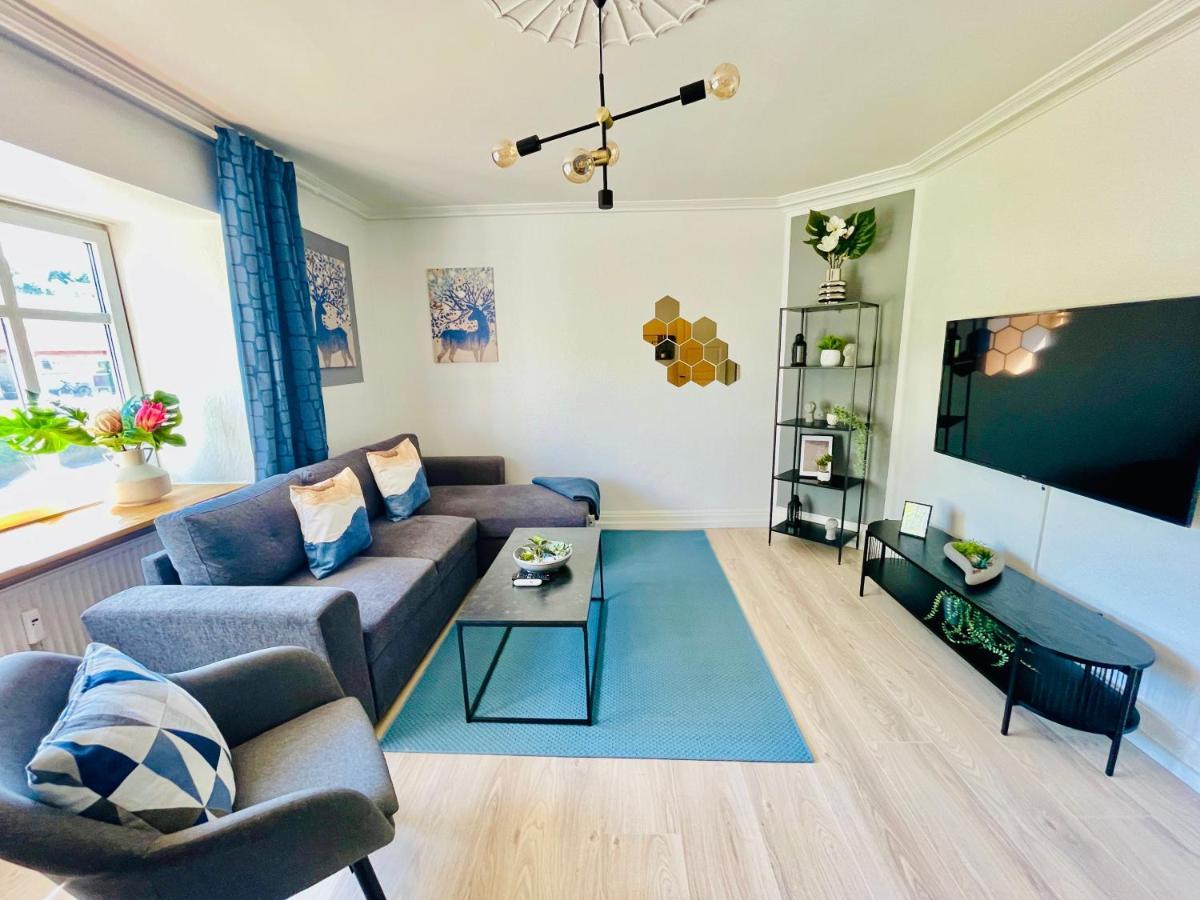 Aday - Modern 2 Bedroom Charming Central Apartment With Public Parking Aalbor Kültér fotó